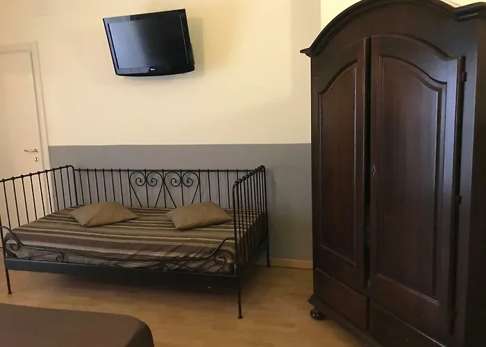 Svevaus Nocleg ze śniadaniem Bari